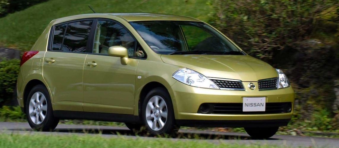 Nissan Tiida 2010: ¡Espacio y versatilidad en dos sabores!