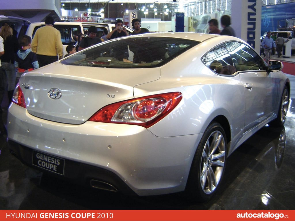 Hyundai Genesis Coupe 2010