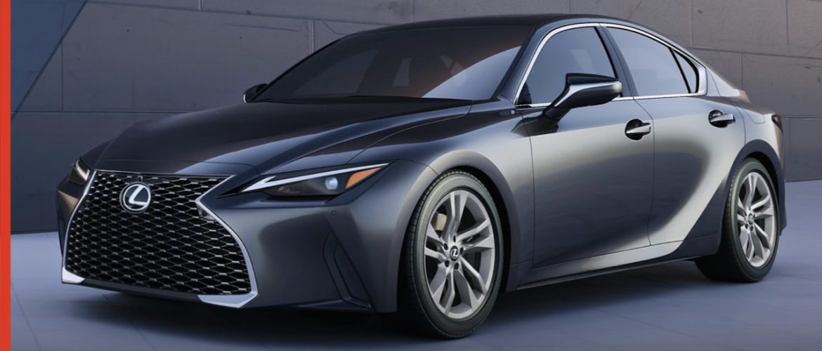 Lexus IS 2024